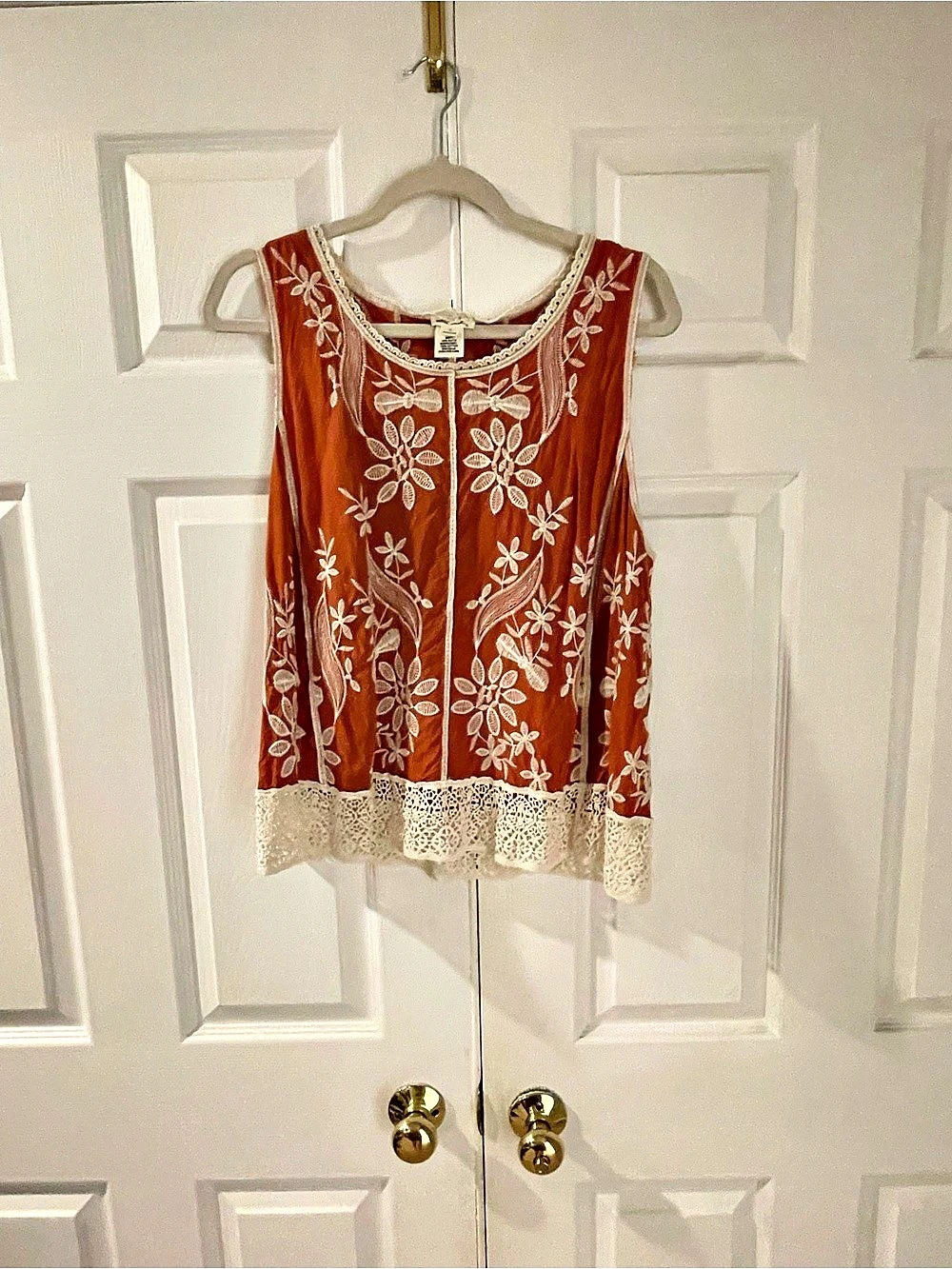 Ultra pink Floral Embroidered Tank Top in Orange & White Size Small